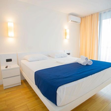 Orbi City D Block Batoemi Buitenkant foto