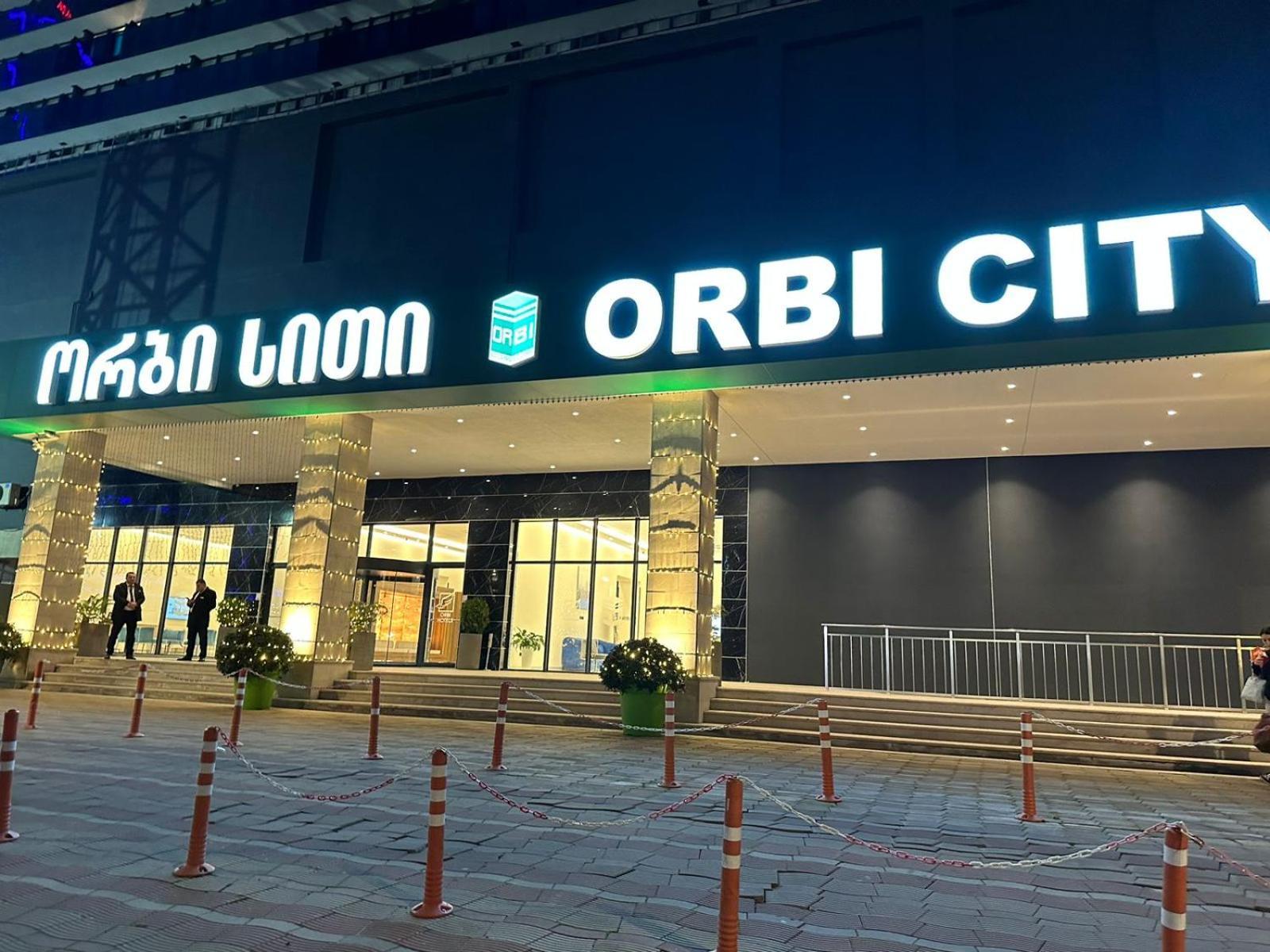 Orbi City D Block Batoemi Buitenkant foto